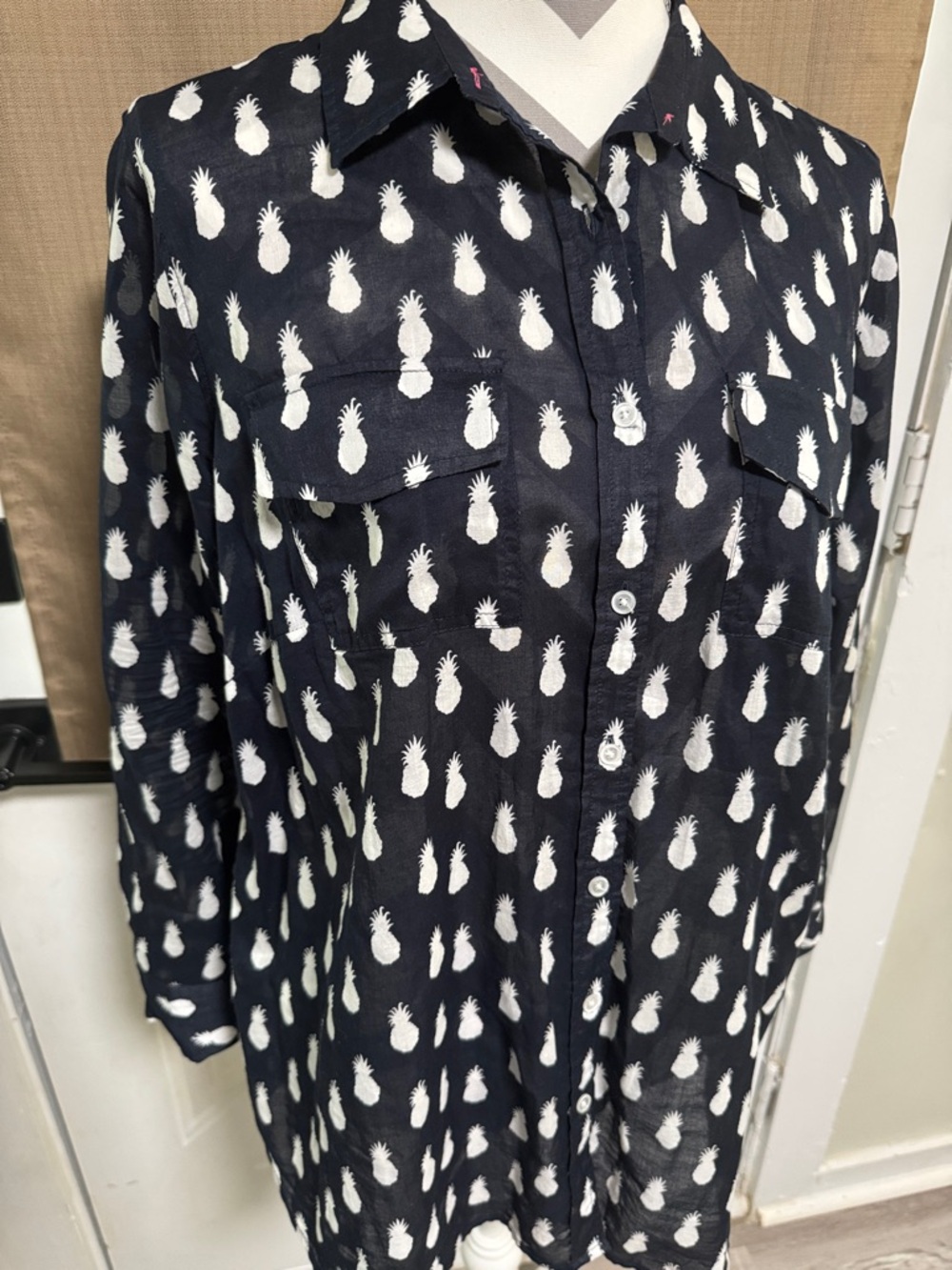 Talbots Blue and White Pineapple Print Button-Up Shirt Size 1XP